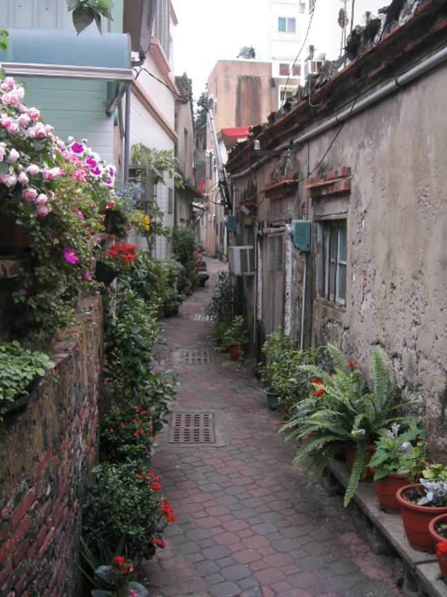 安平老街巷內景