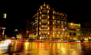 夜雨古都...林百貨