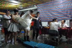 大雨的傳統婚禮