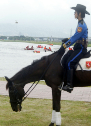 入選：千山萬水向前行