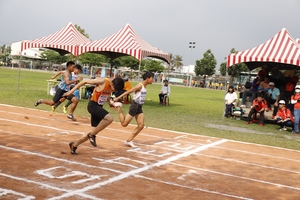 拚上校服的榮譽