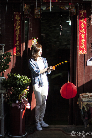 金門沙尾八卦老街彩色燈籠高高掛外拍寫真