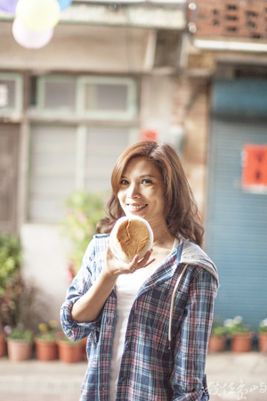 金門沙尾八卦老街彩色燈籠高高掛外拍寫真