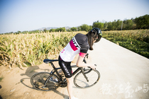 藝起尋風 遊樂金沙 單車穿越高粱田 微醺穿越沙尾八卦老街