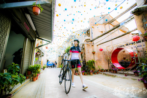 藝起尋風 遊樂金沙 單車穿越高粱田 微醺穿越沙尾八卦老街