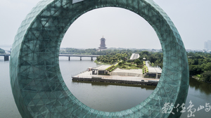 廈門集美月光杯航拍環繞穿越之紀錄