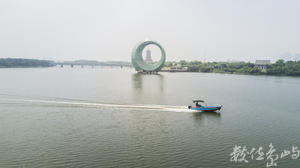 廈門集美月光杯航拍環繞穿越之紀錄