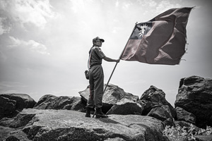 心中有國旗 愛到最高點（金門海戰車）