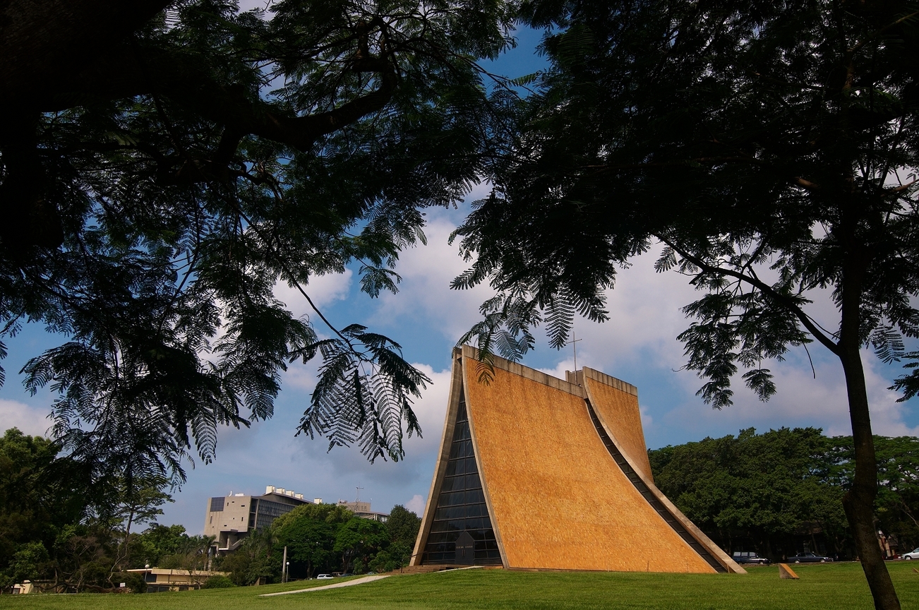 台中市西屯區-東海路思義教堂