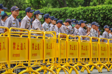 警察你，辛苦了