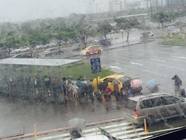 突然間的狂風暴雨