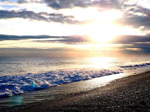〈曦晨〉圖、文／春日