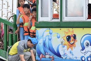 東石國小：六年甲班：吳紹文