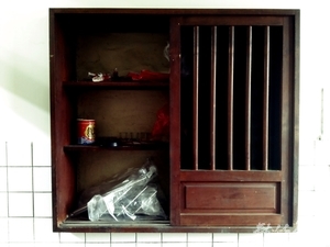 老屋的櫥櫃