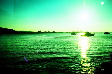 2010「正片負沖－美術館、淡水」