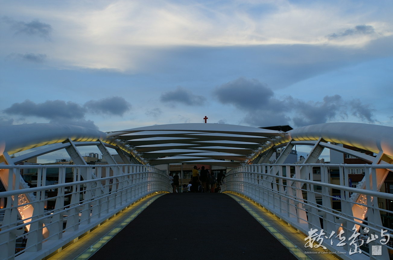 Heaven（哈馬星，一號船渠景觀橋）