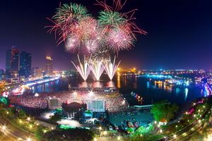 高雄海港慶元宵