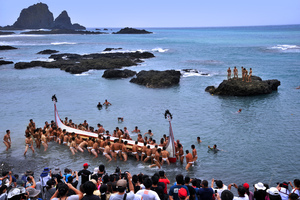 產業與人文組¬_林碧貴_01_大船下水