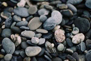 躺在母親海的身邊