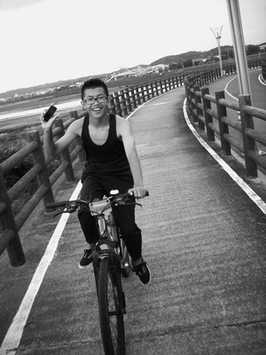 鐵馬比賽──前鋒