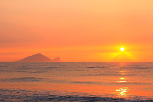 龜山島日出