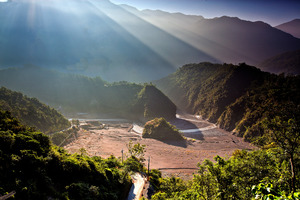 高雄市茂林區-龍頭山