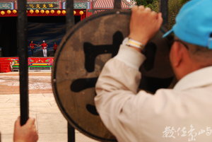 保安宮印象-戲裡戲外(陳旺展/2013年攝影)