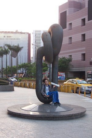 放學後，回家前。