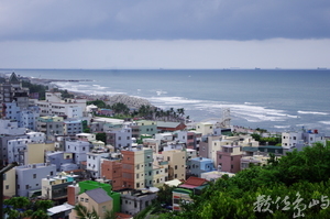 旗津，燈塔之下