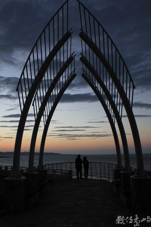 新北市石門區─石門婚紗廣場─合十