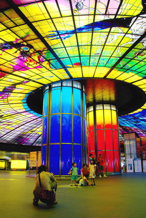 高雄市新興區─ 光之穹頂