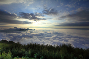 嘉義縣番路鄉－隙頂雲海夕陽