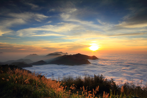 嘉義縣番路鄉－隙頂雲海夕陽