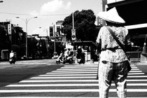 台北市中山區-賣香的阿嬤