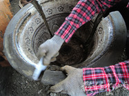 清理水泥花盆板模