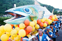 產業與人文組_林宜靜_01_南方澳鯖魚遶境