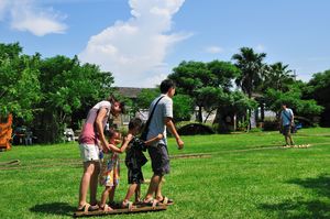 桃園縣觀音鄉-四人同腳