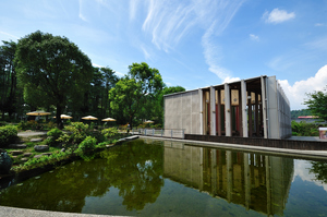 南投縣埔里鎮-紙教堂