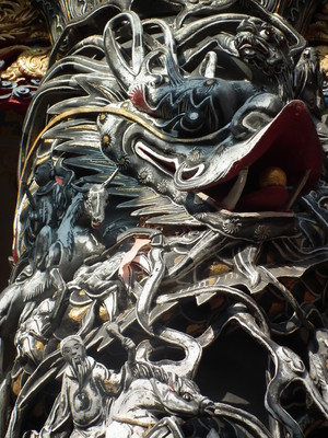 台南市鹽水區-廟前龍柱