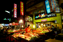 高雄夜空下的美食珠寶盒