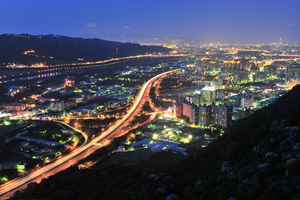 鳶山夜景