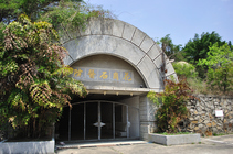 花崗石醫院有地下醫院之譽