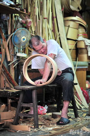 鹿港小鎮的蒸籠師父