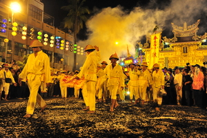 101年屏東迎王祭(祈求國泰民安風調雨順)-過火篇