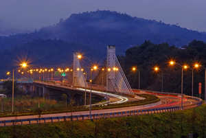 愛蘭橋交流道夜色