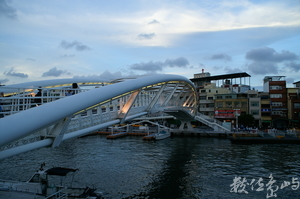 一號船渠景觀橋