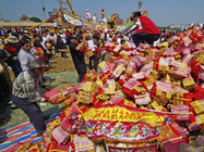 3同心協力添載王船