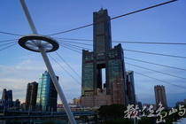 高雄八五。之五。碼頭水岸。