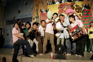 瘋狂大學生活06