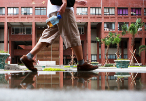 腳步的欲語還休